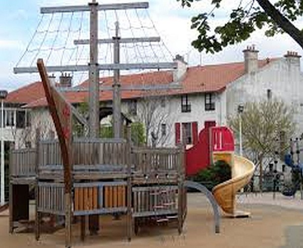 Aire de jeux parc Mazon - Biarritz - Extérieurs