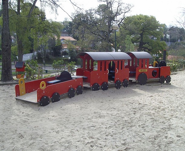 Aire de jeux La Négresse - Biarritz - Jeux (3)