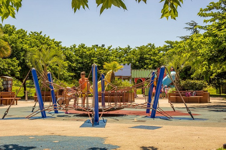 Aire-de-jeux-de-Belcenia---Hendaye-Tourisme