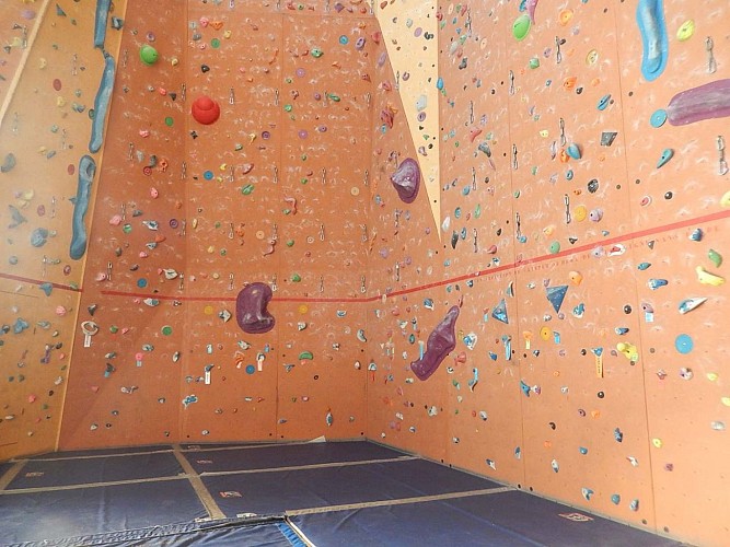 Structure escalade - Lescar - partie angle