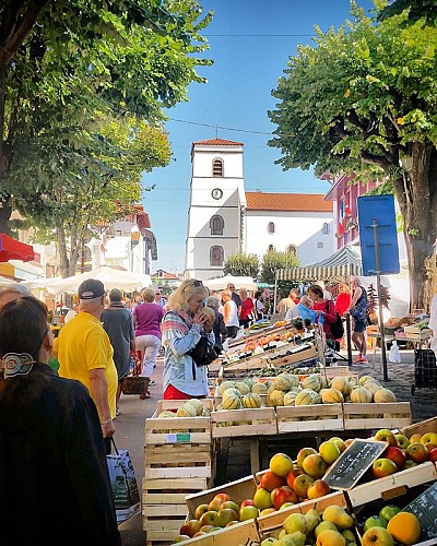 Marché Place de la République - Hendaye Tourisme