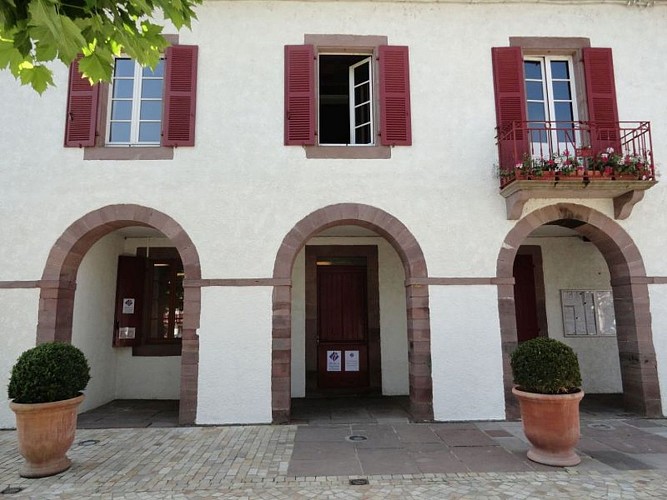 Office de tourisme de Saint Etienne de Baïgorry - façade