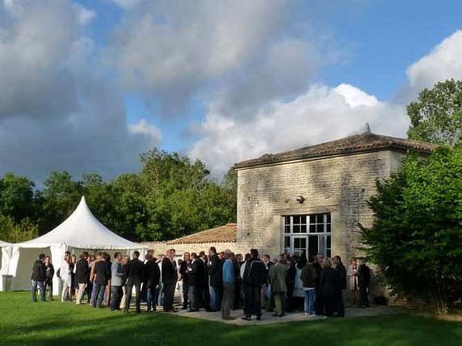 92754-reception-dans-le-parc-2-2