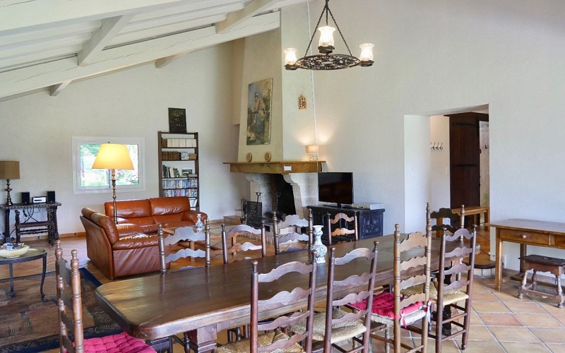 HLOAQU064V501XF3-leremboure-salle-à-manger-salon 1440X900